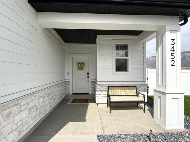 3425 W 3275 N, Plain City, UT 84404