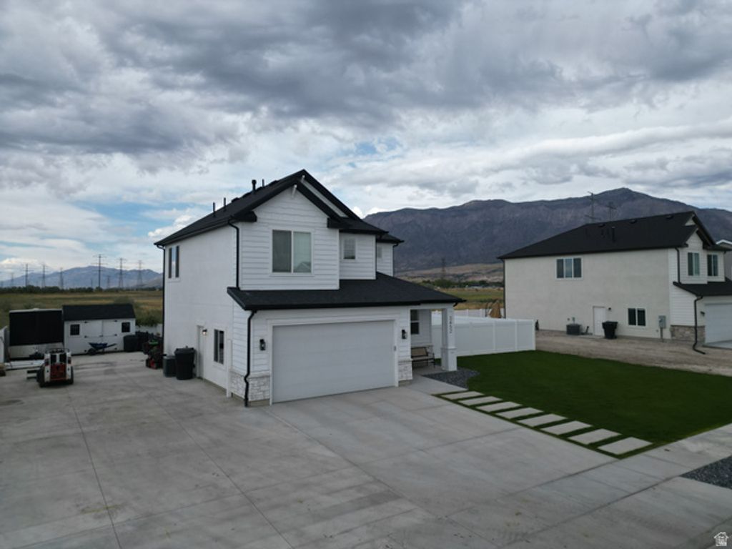 3425 W 3275 N, Plain City, UT 84404