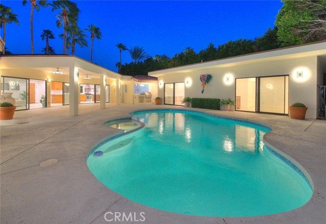 1281 Linda Vista, Palm Springs, CA 92262