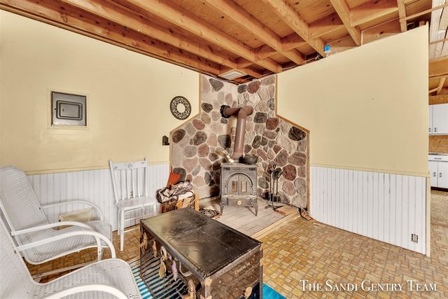 14433 S Highland Road, Grand Haven, MI 49417