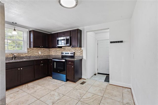 5902 Arden ST, Portsmouth, VA 23703