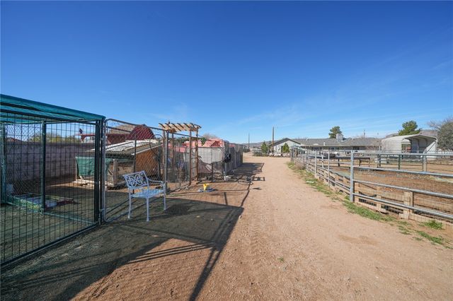 3894 N Evans Street, Kingman, AZ 86409