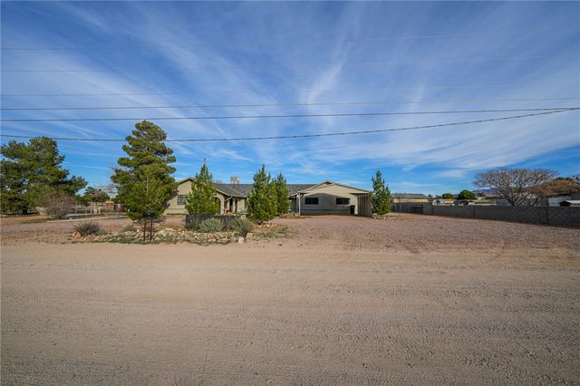3894 N Evans Street, Kingman, AZ 86409