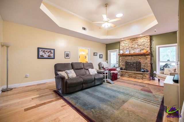 316 Old Farm Road, Perry, GA 31069