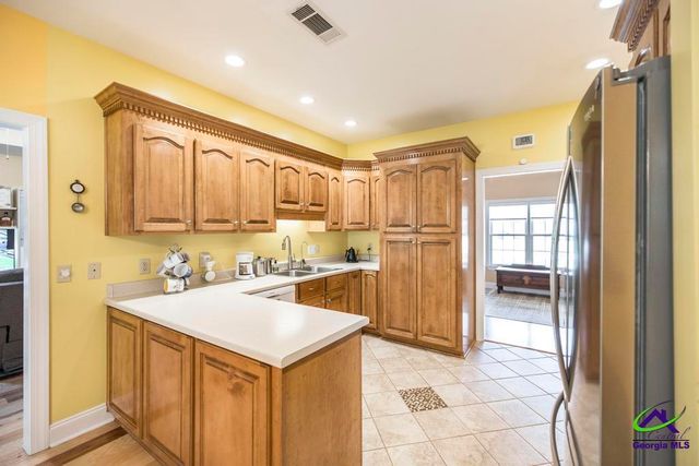 316 Old Farm Road, Perry, GA 31069