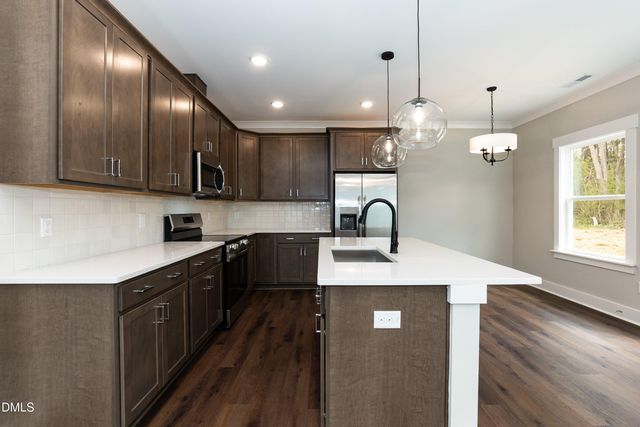 818 N Taylor Street, Wake Forest, NC 27587