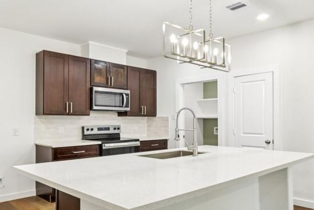 527 Autumn Lane, Livingston, TX 77351