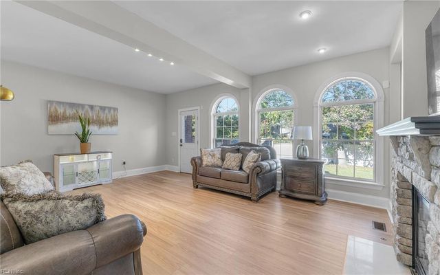 4 Renee Court, Hampton, VA 23664