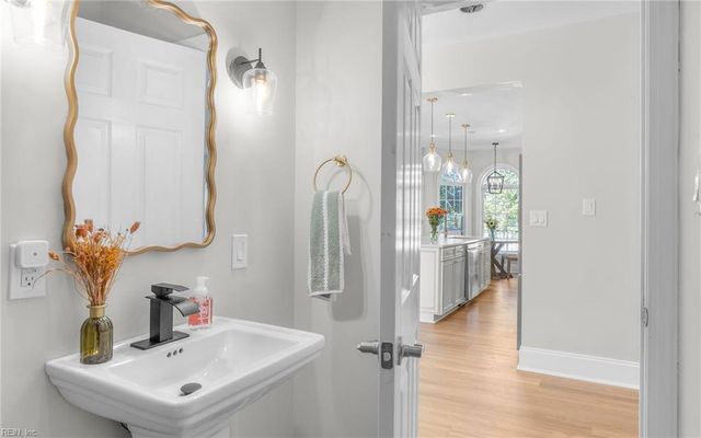 4 Renee Court, Hampton, VA 23664