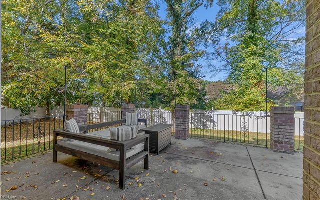 4 Renee Court, Hampton, VA 23664