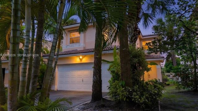 9847 Fairway Cove Lane, Plantation, FL 33324