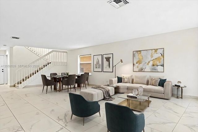 9847 Fairway Cove Lane, Plantation, FL 33324