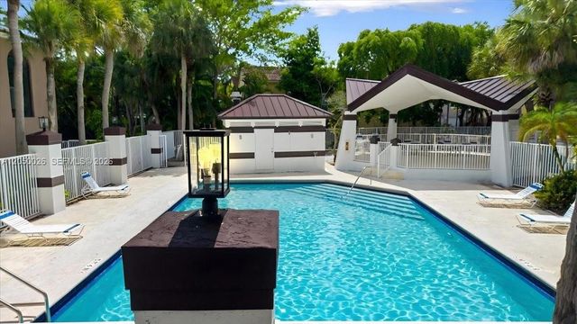 9847 Fairway Cove Lane, Plantation, FL 33324