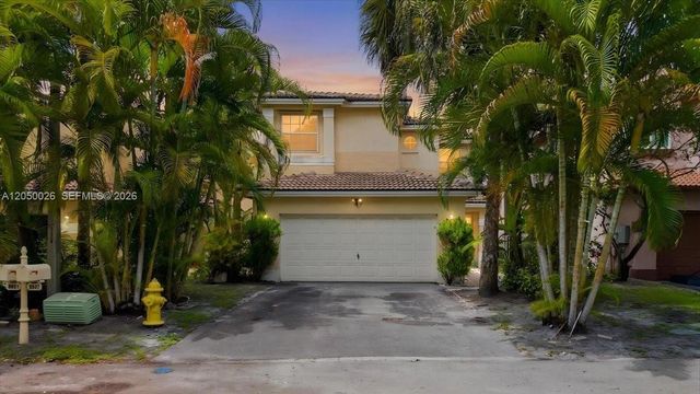 9847 Fairway Cove Lane, Plantation, FL 33324