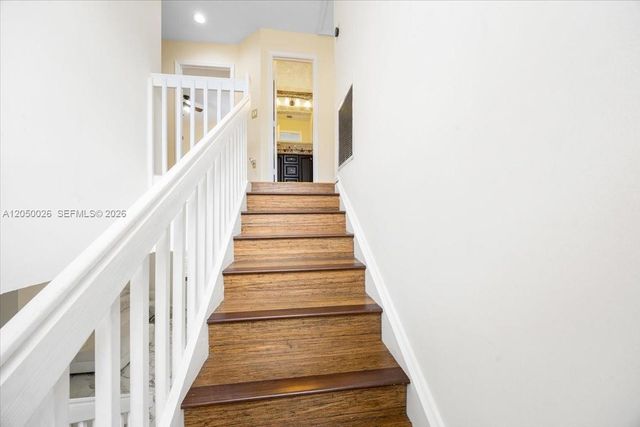 9847 Fairway Cove Lane, Plantation, FL 33324