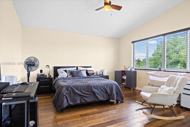 9847 Fairway Cove Lane, Plantation, FL 33324