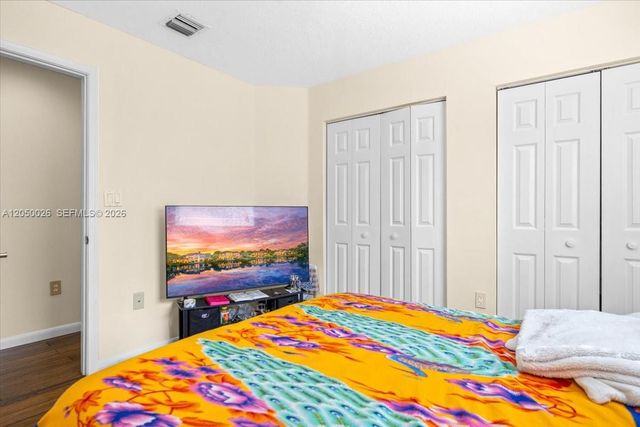 9847 Fairway Cove Lane, Plantation, FL 33324