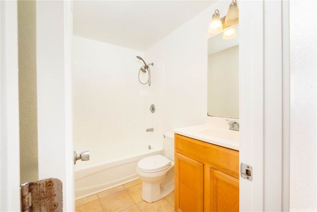 84-575 Kili Drive 203B, Waianae, HI 96792