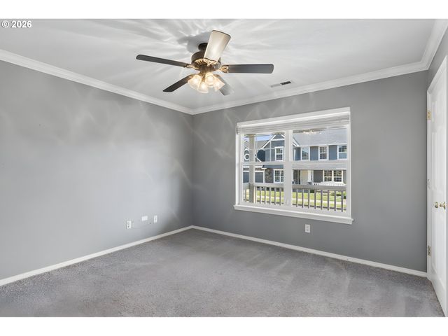13661 Se ELLEN Dr, Clackamas, OR 97015