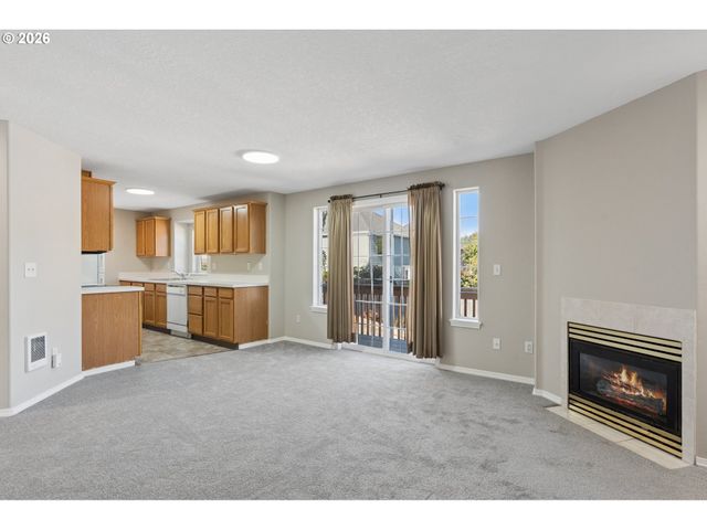 13661 Se ELLEN Dr, Clackamas, OR 97015