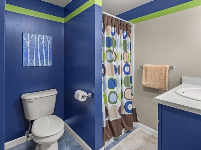 55 Foster Road, Essex, VT 05452