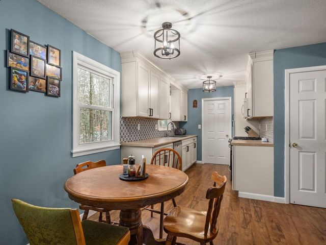 55 Foster Road, Essex, VT 05452