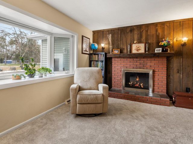 55 Foster Road, Essex, VT 05452