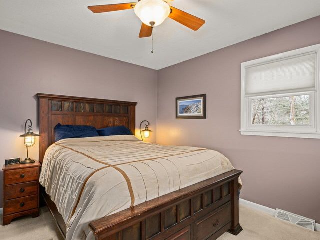 55 Foster Road, Essex, VT 05452