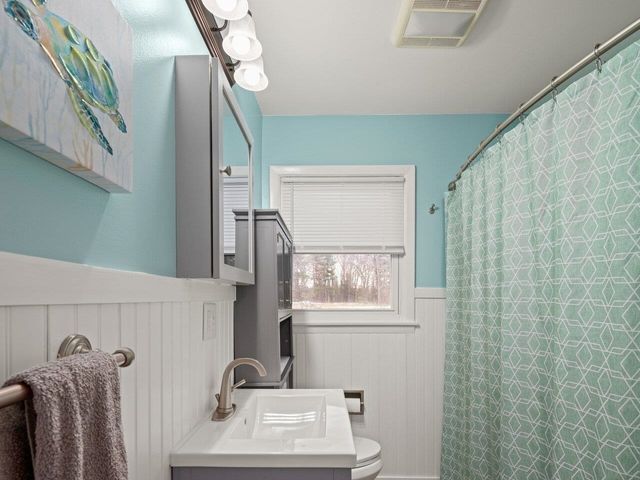 55 Foster Road, Essex, VT 05452