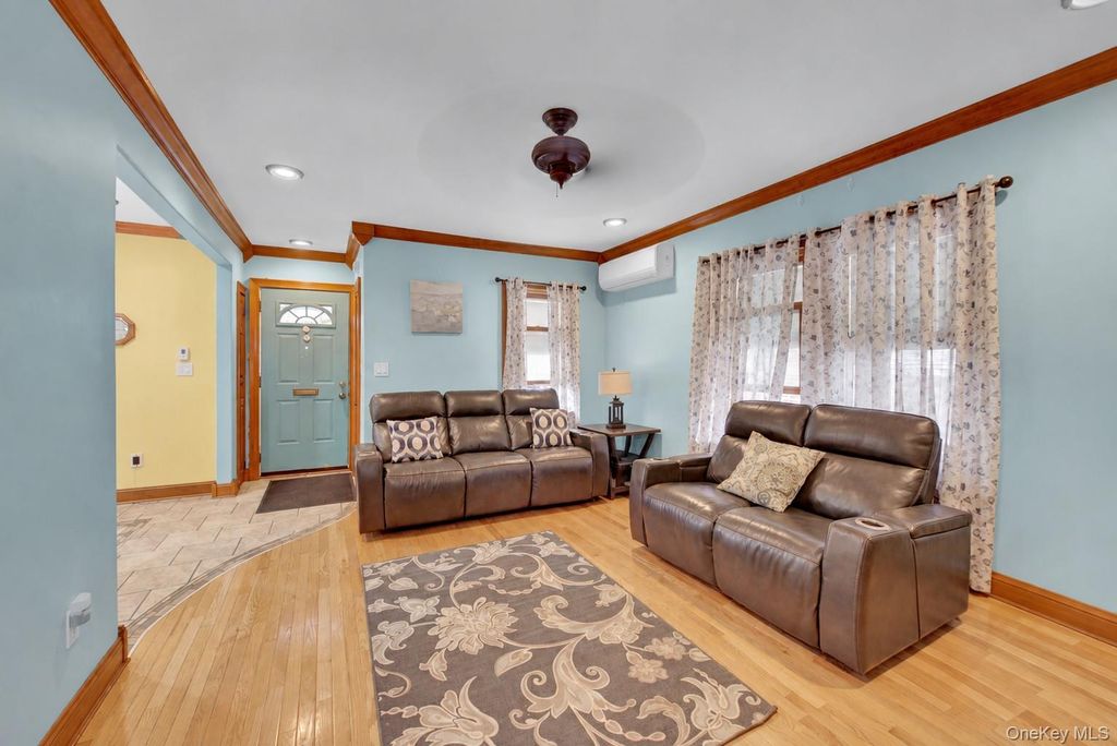 138-33 62nd Road, Flushing, NY 11367 — photo 4