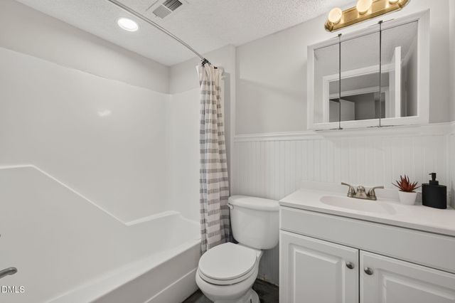 546 Pine Ridge Place, Raleigh, NC 27609