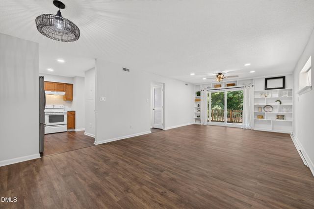 546 Pine Ridge Place, Raleigh, NC 27609