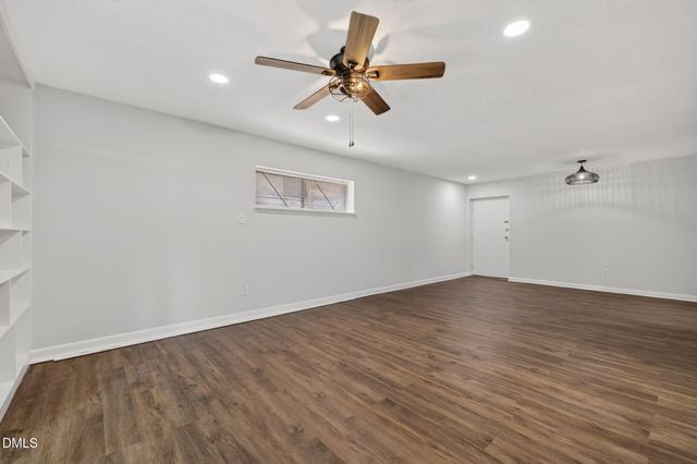 546 Pine Ridge Place, Raleigh, NC 27609