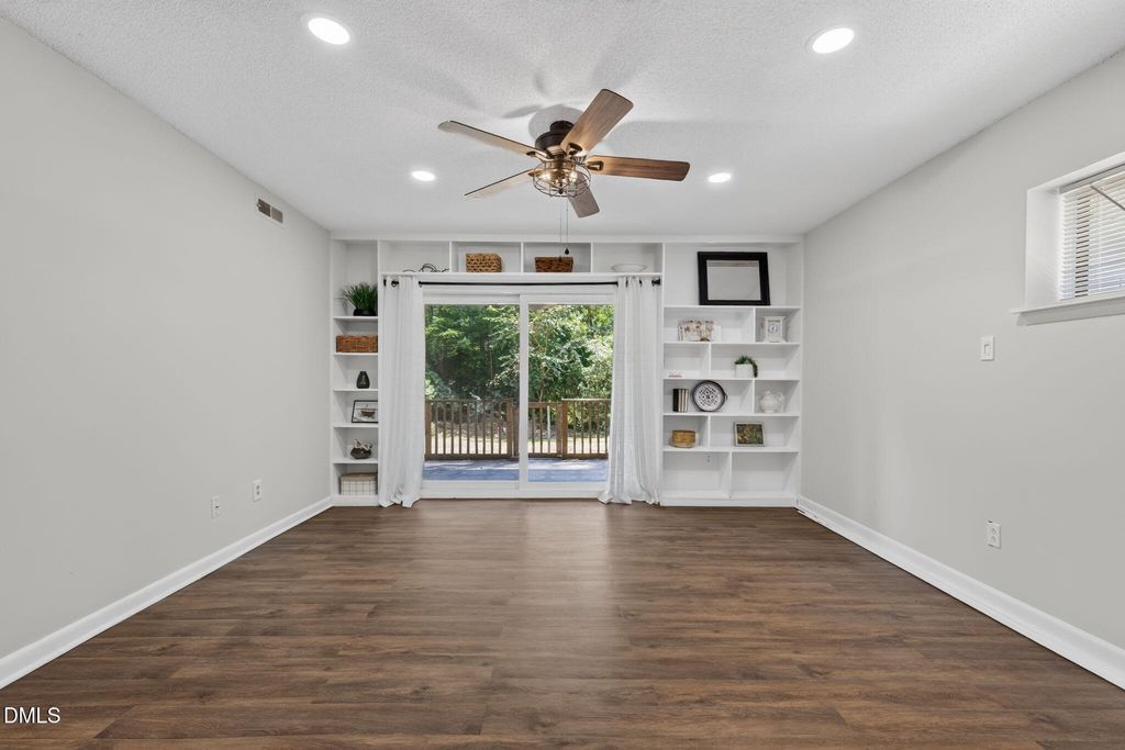 546 Pine Ridge Place, Raleigh, NC 27609