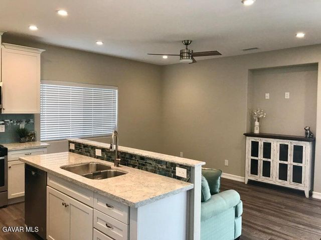 41705 Doverwood Court, Lancaster, CA 93536