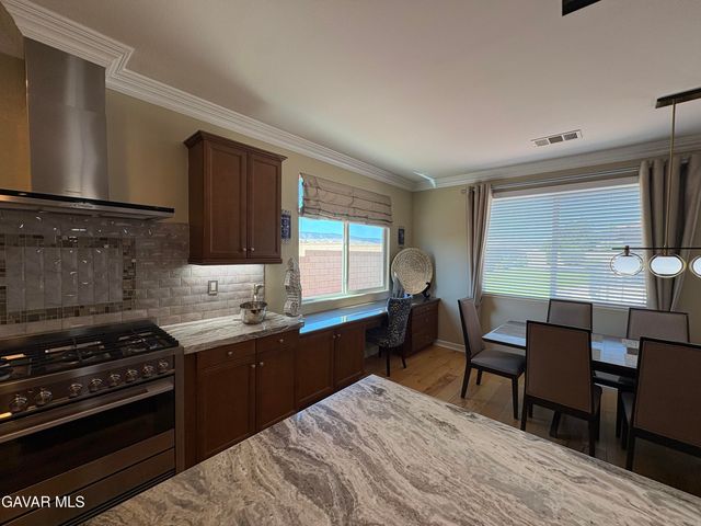 41705 Doverwood Court, Lancaster, CA 93536