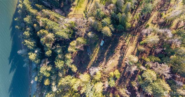 123 N Hwy 101, Hoodsport, WA 98548