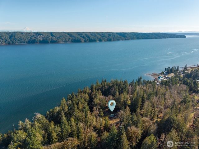 123 N Hwy 101, Hoodsport, WA 98548