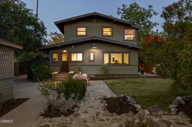 1785 N Los Robles Avenue, Pasadena, CA 91104