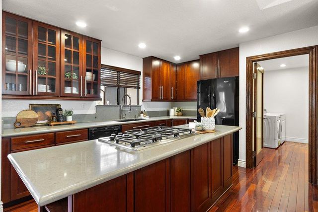 2780 Holly Hills Ln, Cameron Park, CA 95682