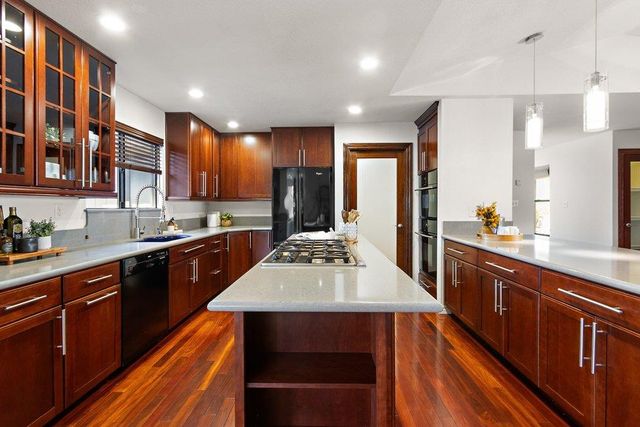 2780 Holly Hills Ln, Cameron Park, CA 95682