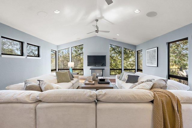 2780 Holly Hills Ln, Cameron Park, CA 95682