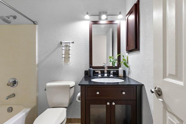 2780 Holly Hills Ln, Cameron Park, CA 95682