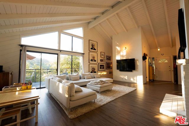 1825 Helmet Trail, Topanga (los Angeles), CA 90290