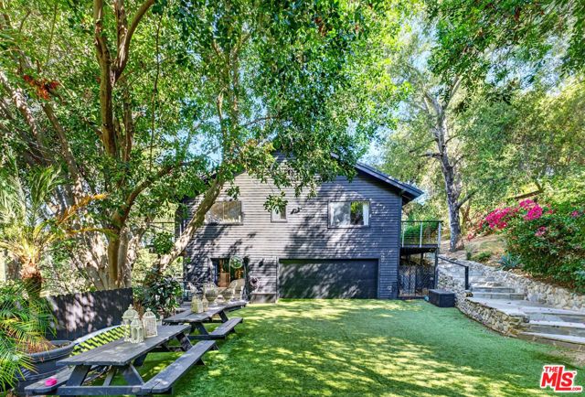 1825 Helmet Trail, Topanga (los Angeles), CA 90290