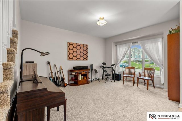 14873 Jaynes Street, Omaha, NE 68116