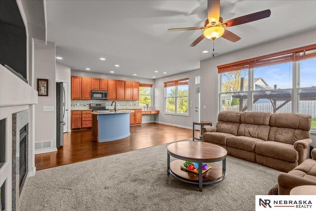 14873 Jaynes Street, Omaha, NE 68116
