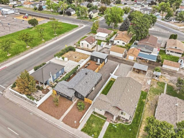 711 2nd Ave E, Twin Falls, ID 83301
