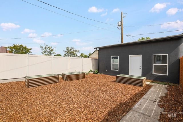 711 2nd Ave E, Twin Falls, ID 83301