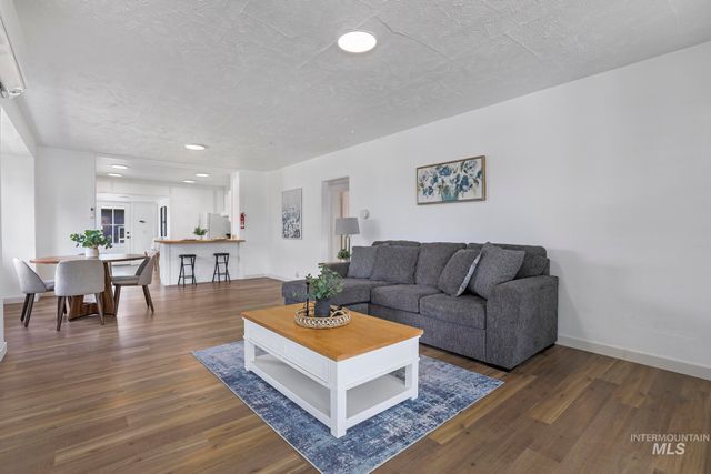 711 2nd Ave E, Twin Falls, ID 83301